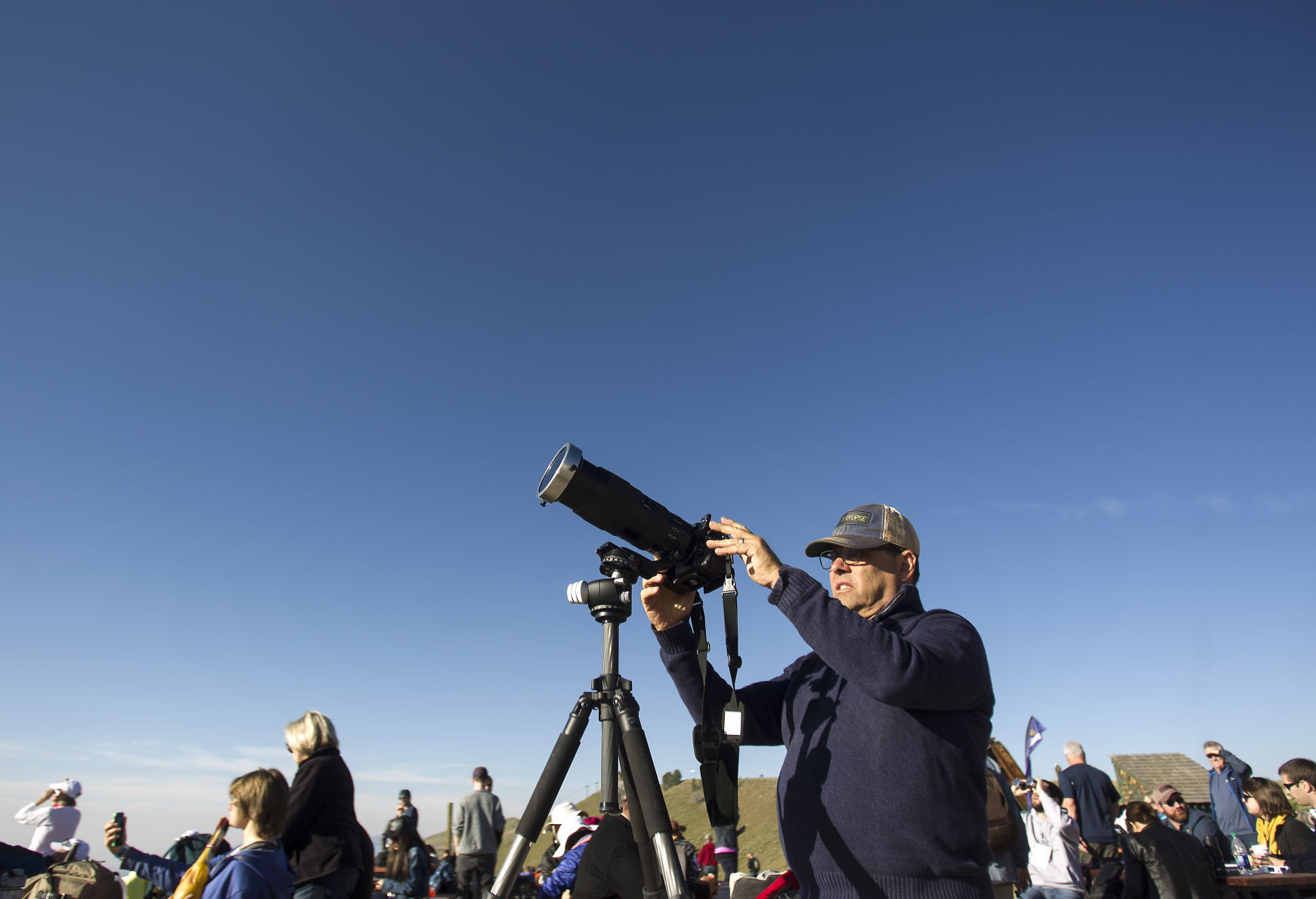 Solar eclipse draws spectators to Baldy